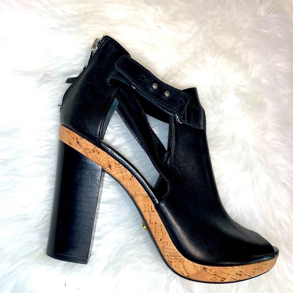 RALPH LAUREN FIANA polo pep toe black heels women’s size 8